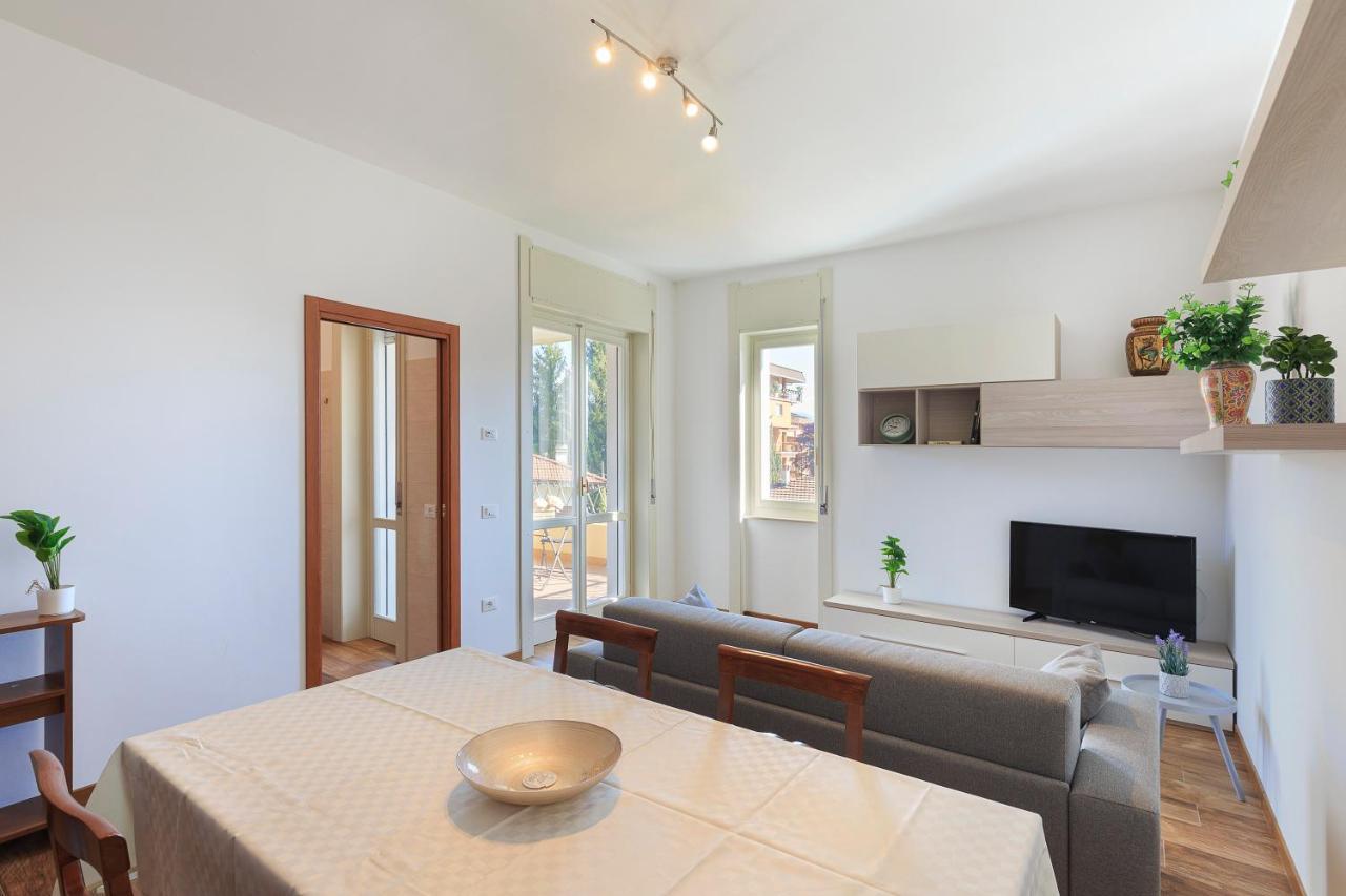 Appartamento Celio - By Impero House ستريزا المظهر الخارجي الصورة